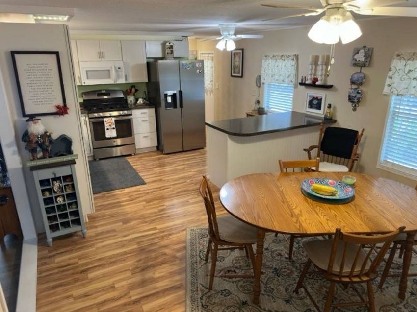 313 Oak Harbor Cp a Haines City, FL Mobile or Manufactured Home for Sale